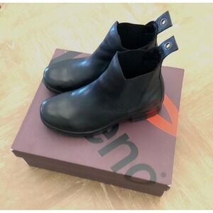 Women's  Bueno Leather Florida Blk Ankle Boot Size 39/US 8M Very Good Condition